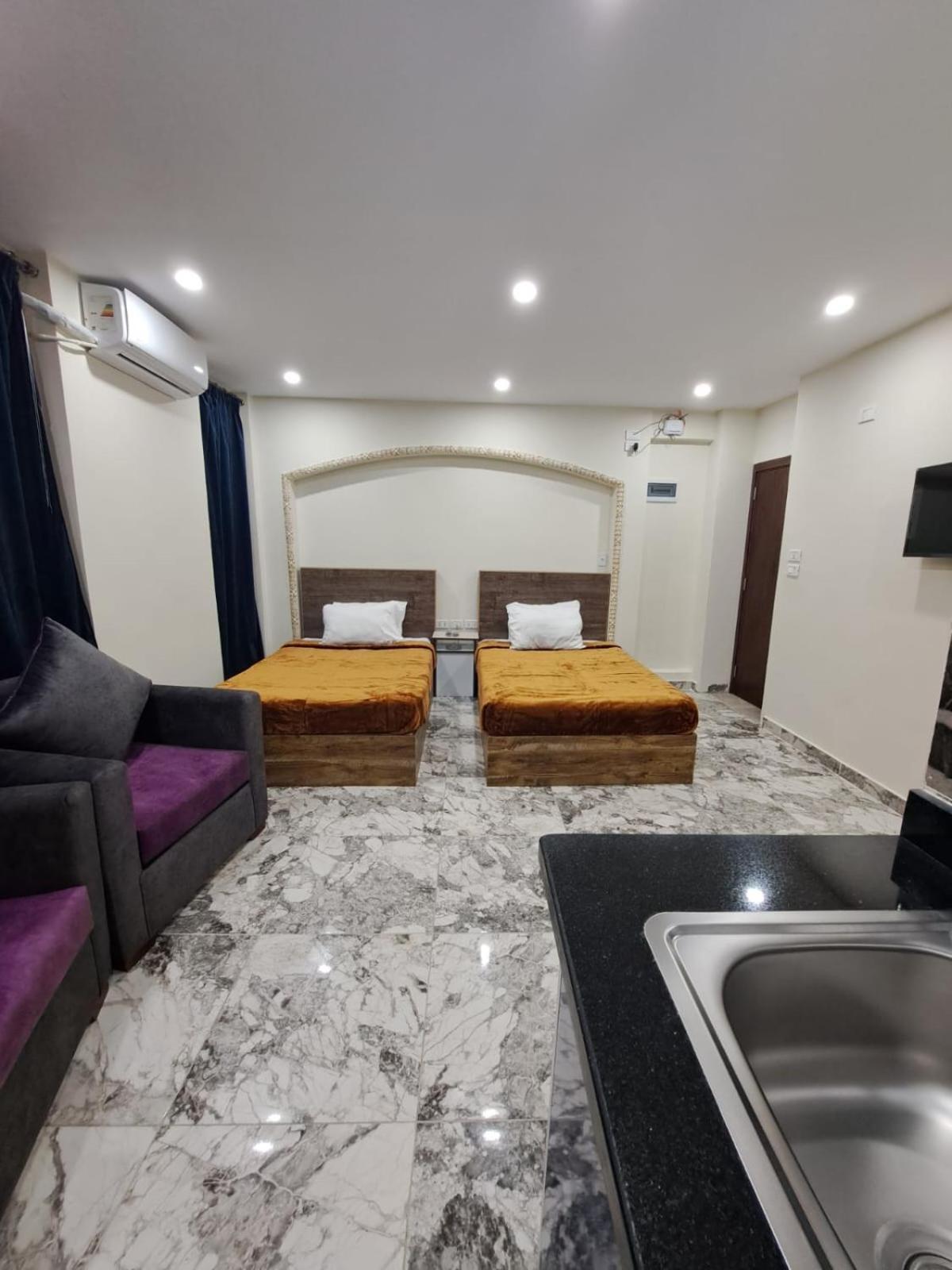 Apartment Saraya Abas Families Only